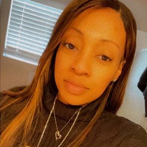 Meet your Posher, Camille